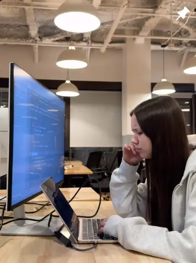 my coding setup — UGC video by Azaliia Salavatova